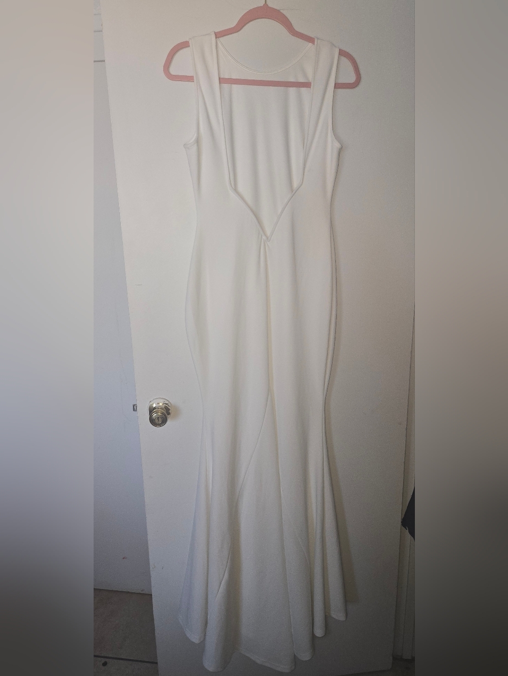 Lulu's White Sleeveless Fitted Maxi Dress - Picture 5 of 9
